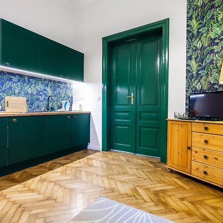 Tyzenhauz Apartments Lobzowska Street Krakow Bagian luar foto