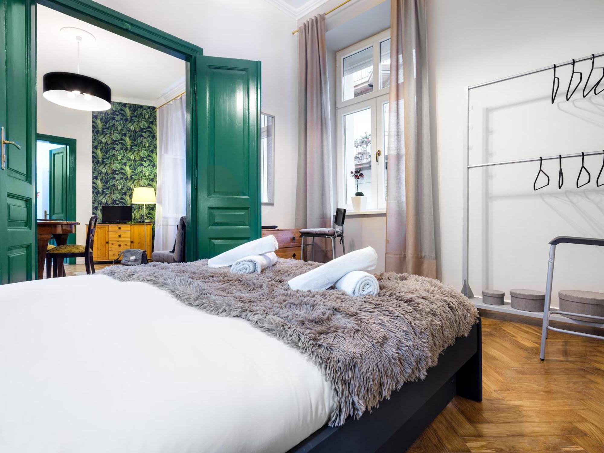 Tyzenhauz Apartments Lobzowska Street Krakow Bagian luar foto
